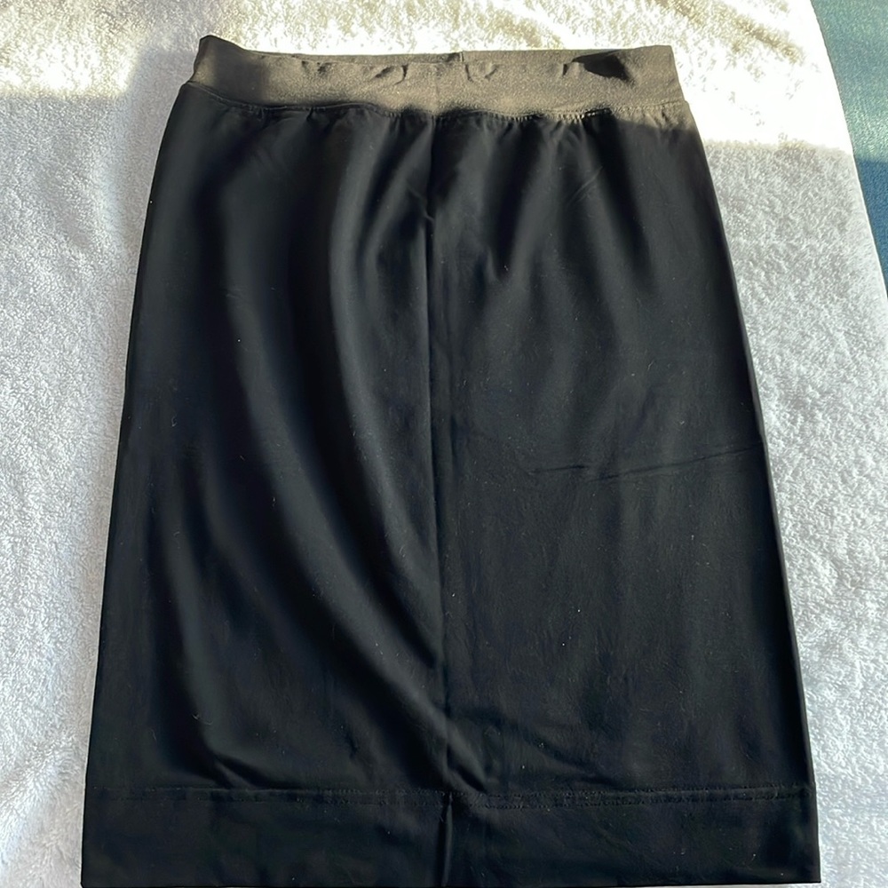 Hard tail black skirt